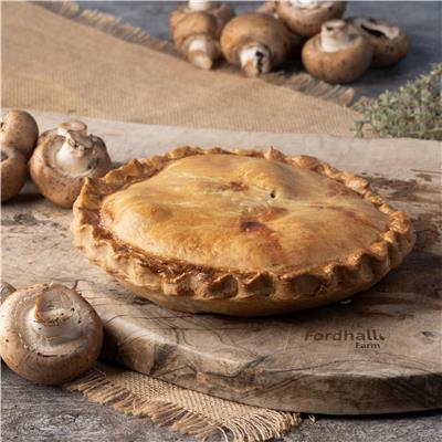 COOKED Handmade Chicken & Mushroom Pie (800g)